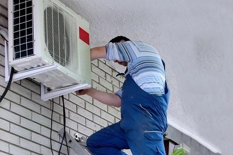 Trời nóng người Sài Gòn kéo nhau đi thuê máy lạnh